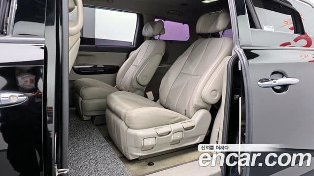 Kia The / новый New Carnival VIP, 2019 13