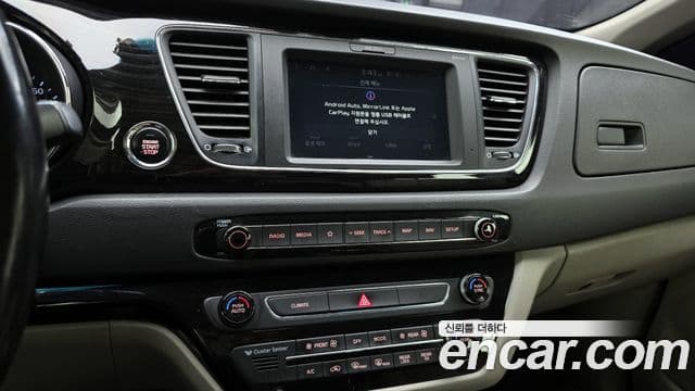 Kia The / новый New Carnival VIP, 2019 15