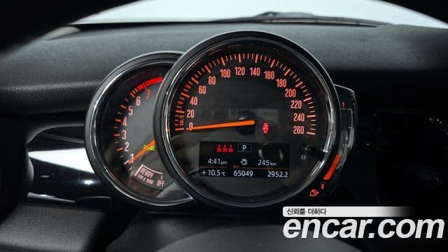 Mini Cooper 3세대, 2023 8