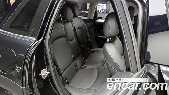 Mini Cooper 3세대, 2023 12