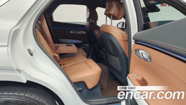 Genesis GV70, 2025 12