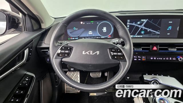 Kia EV6 Air, 2023 13