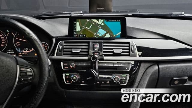 BMW 3시리즈 (F30), 2017 16