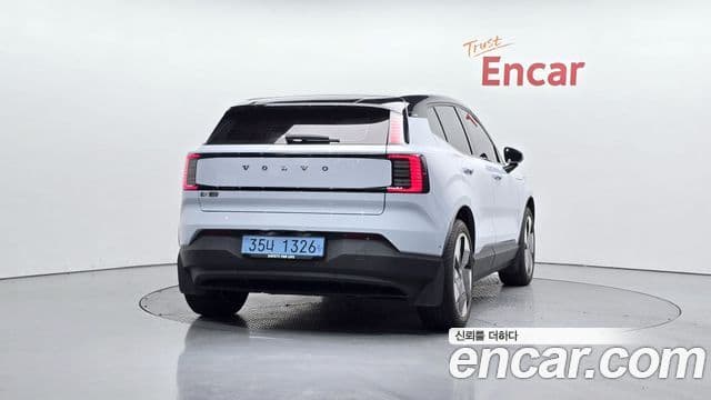 Volvo EX30 Ultra, 2025 4