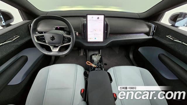 Volvo EX30 Ultra, 2025 7