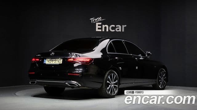 Mercedes-Benz E-класс W213 Exclusive, 2021 2