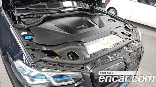 BMW iX3 M Sport, 2025 6