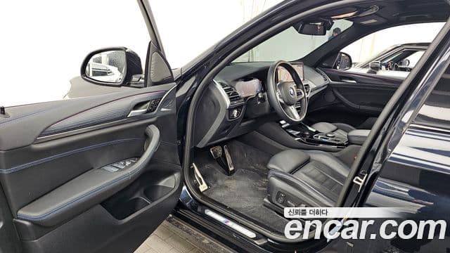 BMW iX3 M Sport, 2025 10