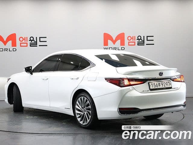 Lexus ES300h 7세대 Luxury Plus, 2021 4