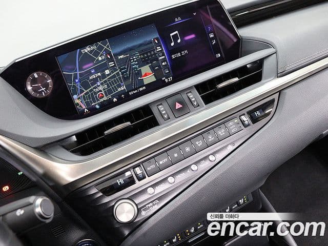 Lexus ES300h 7세대 Luxury Plus, 2021 6