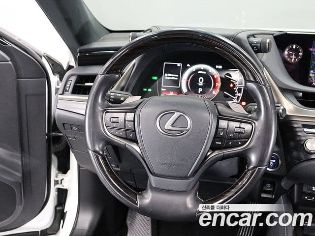 Lexus ES300h 7세대 Luxury Plus, 2021 9