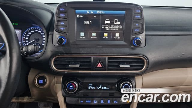 Hyundai Kona гибрид Special, 2020 14