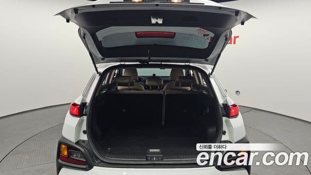 Hyundai Kona гибрид Special, 2020 20