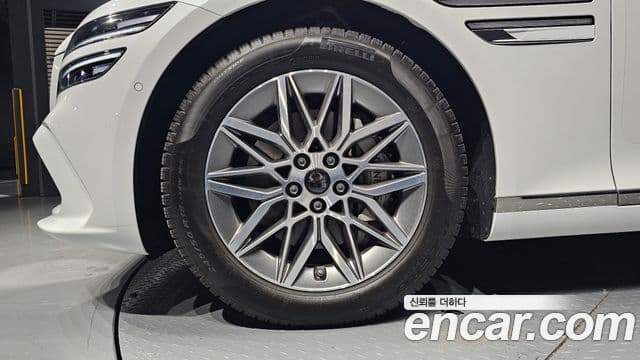 Genesis G80 (RG3) бензин 2.5 турбо 2WD, 2025 все фото