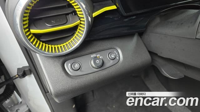 Chevrolet(GM대우) Trax кроссовер 1.2 ACTIV, 2025 19