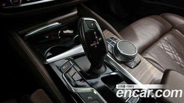 BMW 5시리즈 (G30) 530i M Sport Plus, 2018 9