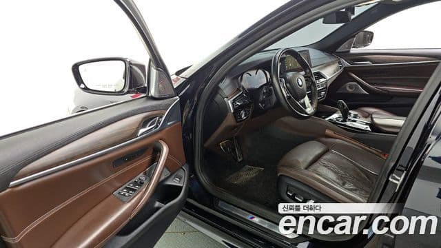 BMW 5시리즈 (G30) 530i M Sport Plus, 2018 10