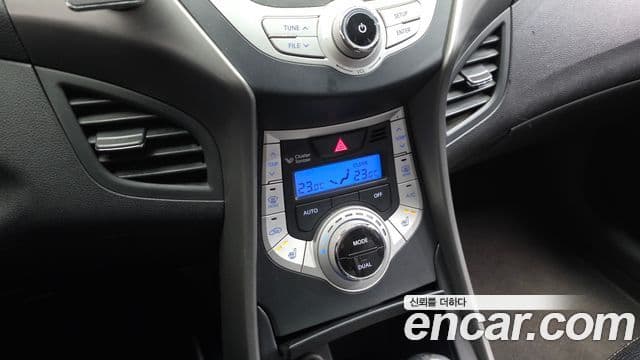 Hyundai Avante MD Luxury, 2011 17