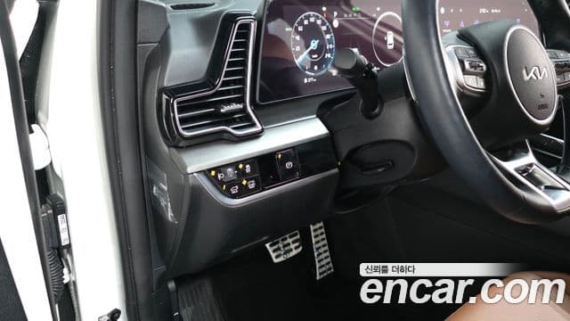 Kia Sportage 5세대 гибрид Signature 2WD, 2024 14
