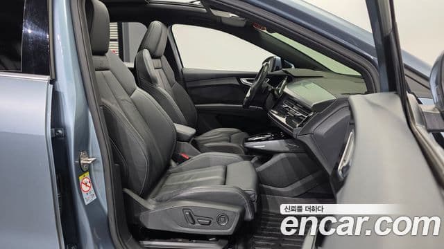 Audi Q4 e-Tron (F4) 40 Premium Sportback, 2022 11