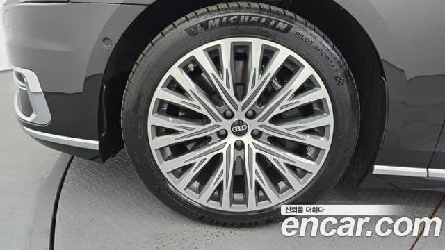 Audi A8 (D5) 60 TFSI Quattro LWB, 2021 все фото