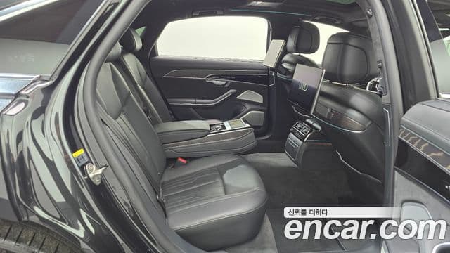 Audi A8 (D5) 60 TFSI Quattro LWB, 2021 12