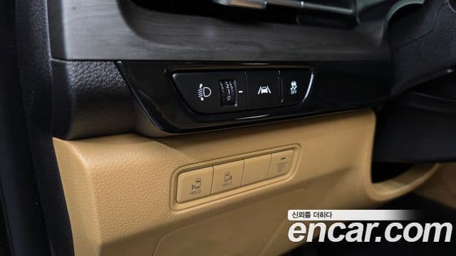 Kia Carnival 4세대 Prestige, 2022 12
