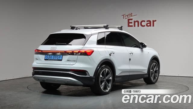 Audi Q4 e-Tron (F4) Premium, 2023 2