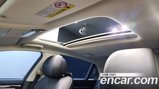 Genesis G90 Premium Luxury, 2020 19