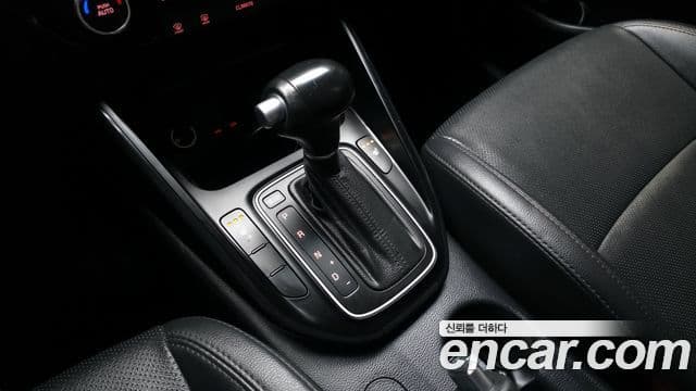 Kia All New Carens Prestige, 2014 9