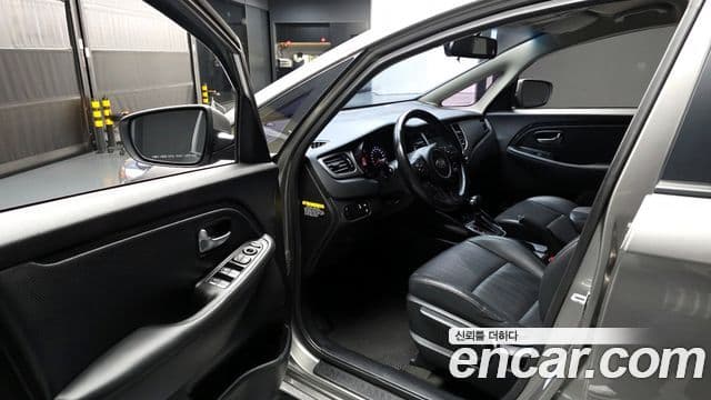 Kia All New Carens Prestige, 2014 10