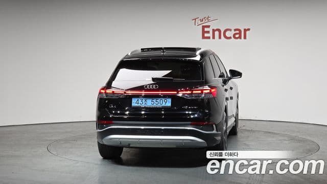 Audi Q4 e-Tron (F4) Premium, 2023 4