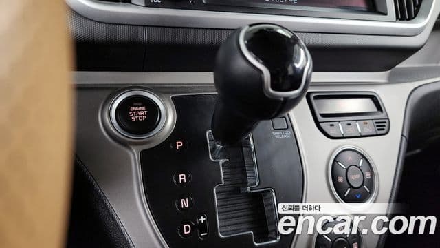 Kia The / новый New Ray Signature, 2022 9