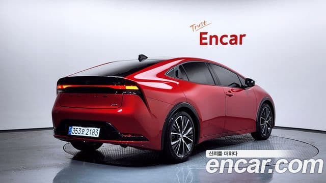 Toyota 프리우스 5세대 2.0 XLE, 2024 2