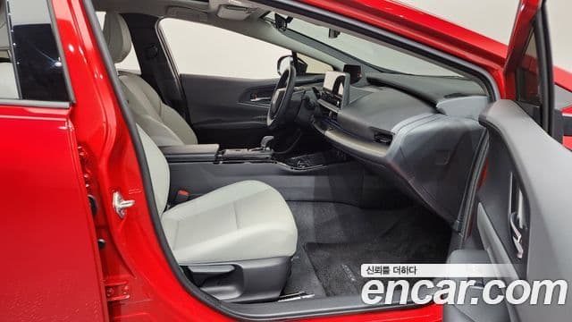 Toyota 프리우스 5세대 2.0 XLE, 2024 11