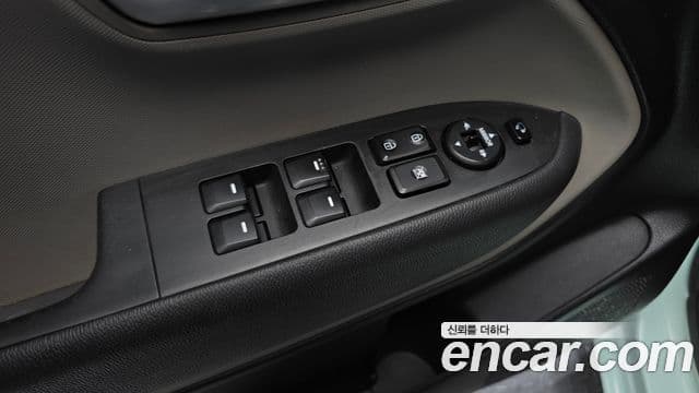 Kia Ray Special, 2013 17