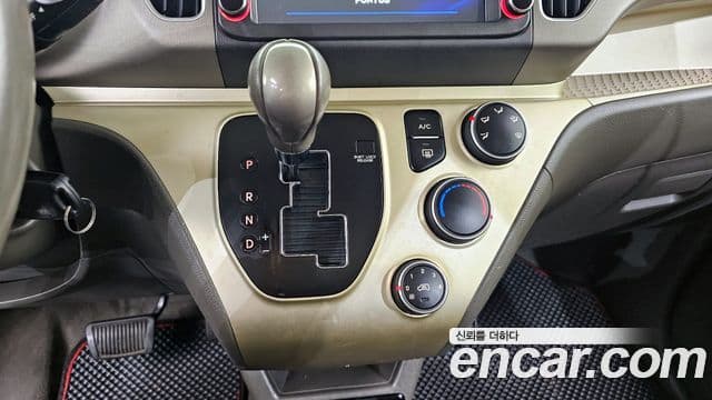 Kia Ray Luxury, 2013 9