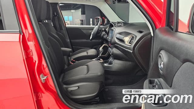 Jeep Renegade 2.4 Longitude, 2016 11