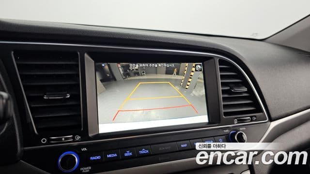 Hyundai Avante AD 1.6 GDI Value Plus, 2018 15