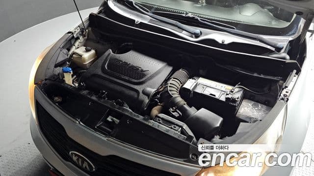 Kia Sportage R дизель 2WD LX, 2013 6