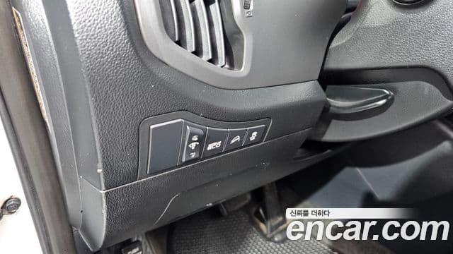 Kia Sportage R дизель 2WD LX, 2013 15