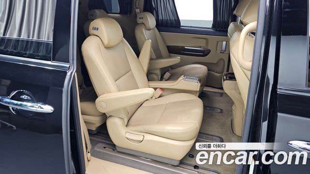Kia All New Carnival Prestige, 2016 11
