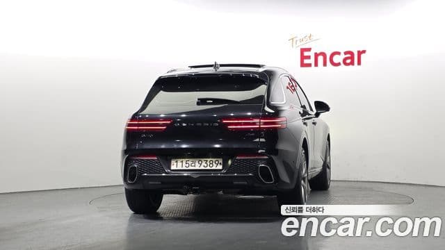 Genesis GV70, 2021 4