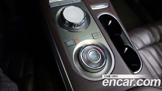 Genesis GV70, 2021 9