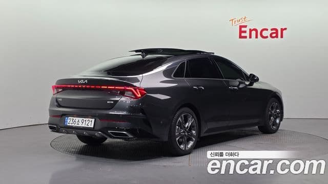 Kia K5 гибрид 3세대 Signature, 2023 2