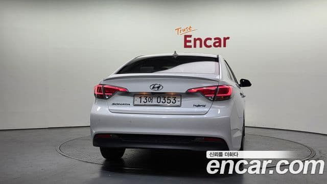 Hyundai LF Sonata гибрид Modern, 2016 4