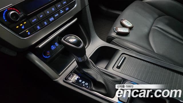 Hyundai LF Sonata гибрид Modern, 2016 9