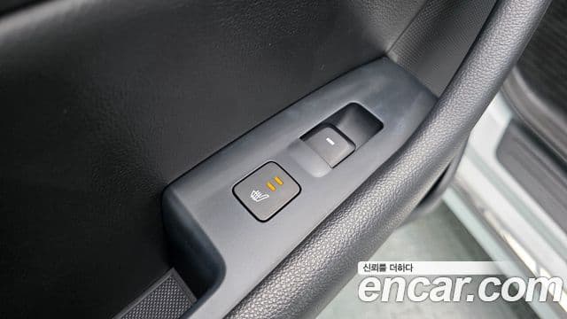 Hyundai LF Sonata гибрид Modern, 2016 19