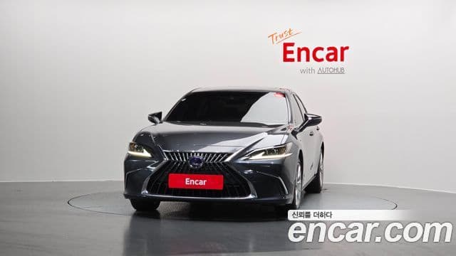 Lexus ES300h 7세대 Luxury Plus, 2022 3
