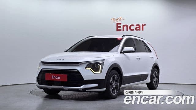 Kia D All New Niro Prestige, 2022 1